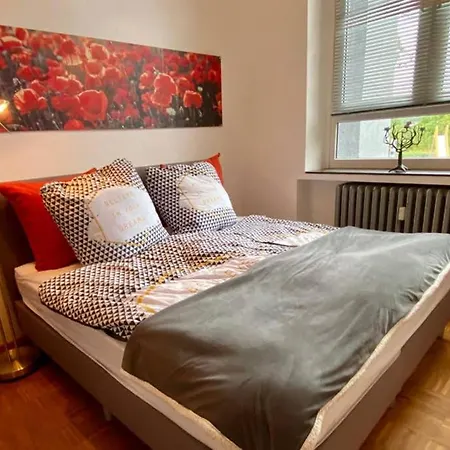 Oldschool, Dorfschule Mit Whirlpool Kall