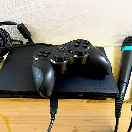 Oldschool, Dorfschule Mit Whirlpool