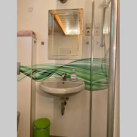 Oldschool, Dorfschule Mit Whirlpool דירה *