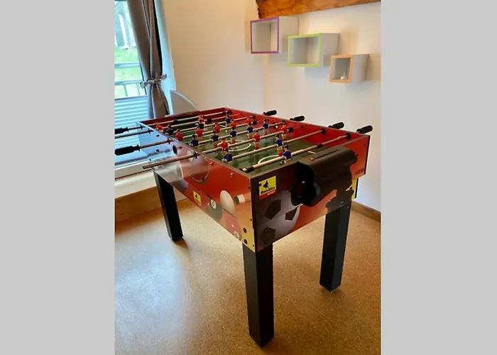 Oldschool, Dorfschule Mit Whirlpool * Kall